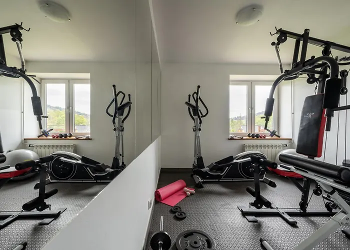 فندق مبيت وإفطار Panorama Premium كوشتيليسكا