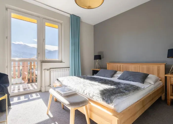 فندق مبيت وإفطار Panorama Premium كوشتيليسكا